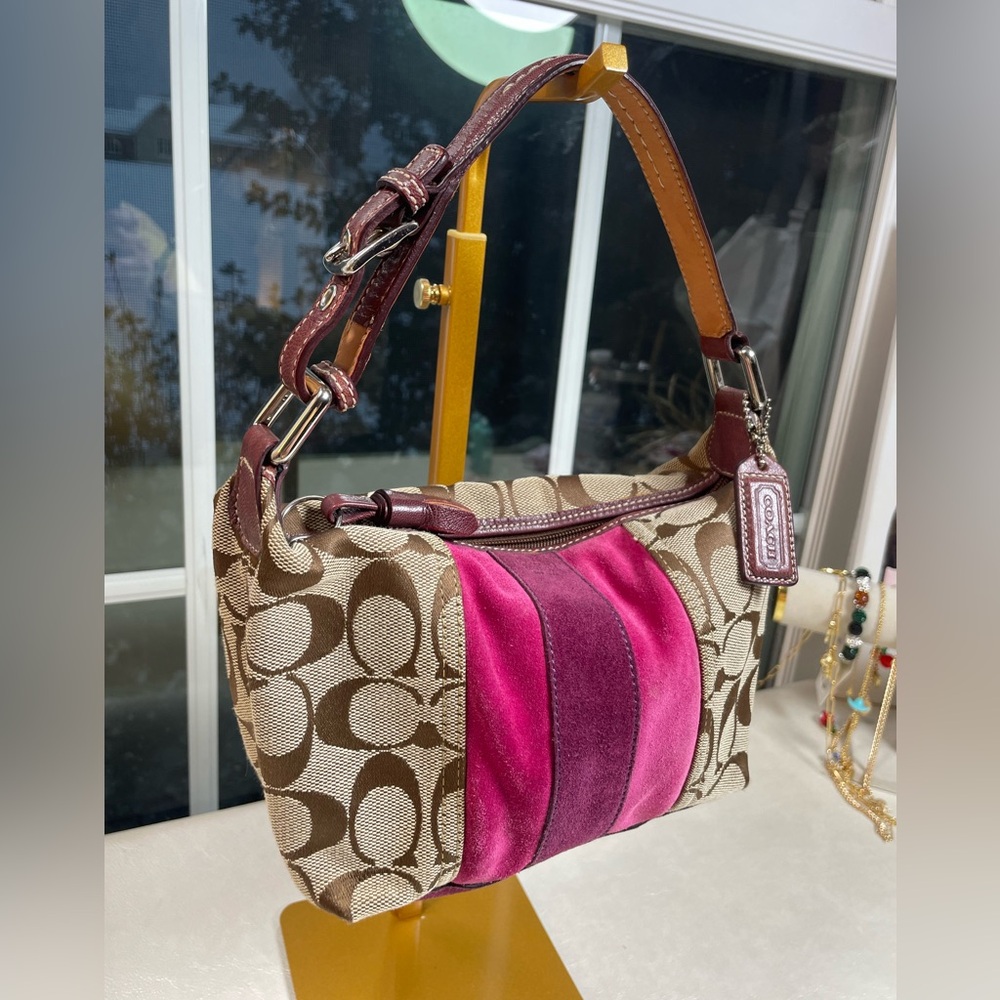 Coach Vintage Mini Hobo Bag in Signature Jacquard Canvas & Pink and Berry Suede - Picture 3 of 17